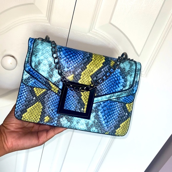 Multi Colored Snake Skin Crossbody Handbag - Picture 1 of 4